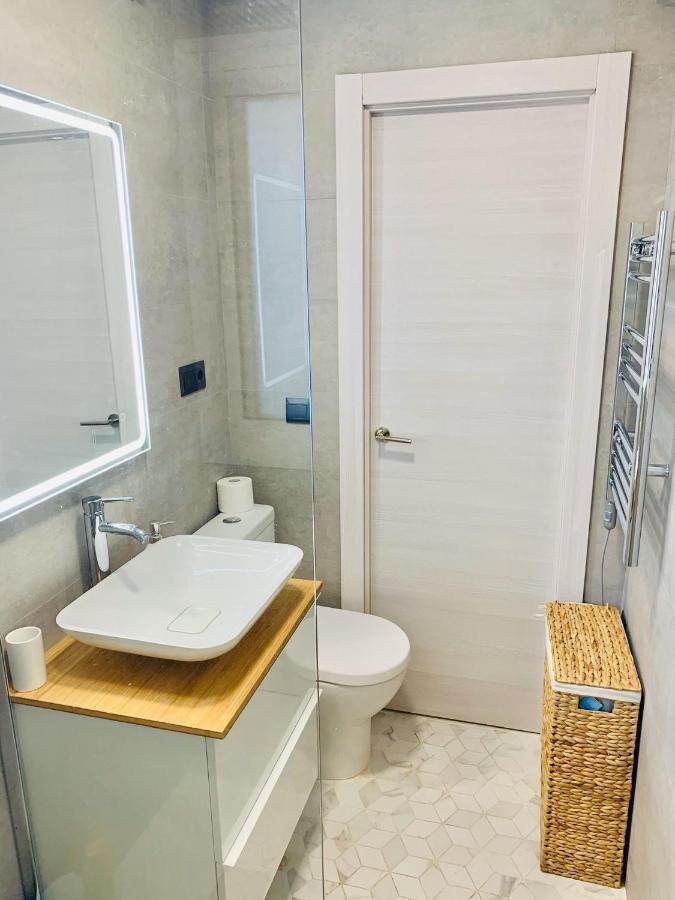 Shiny Studio With Pool & Carihuela Beach At 500M 토레몰리노스 외부 사진