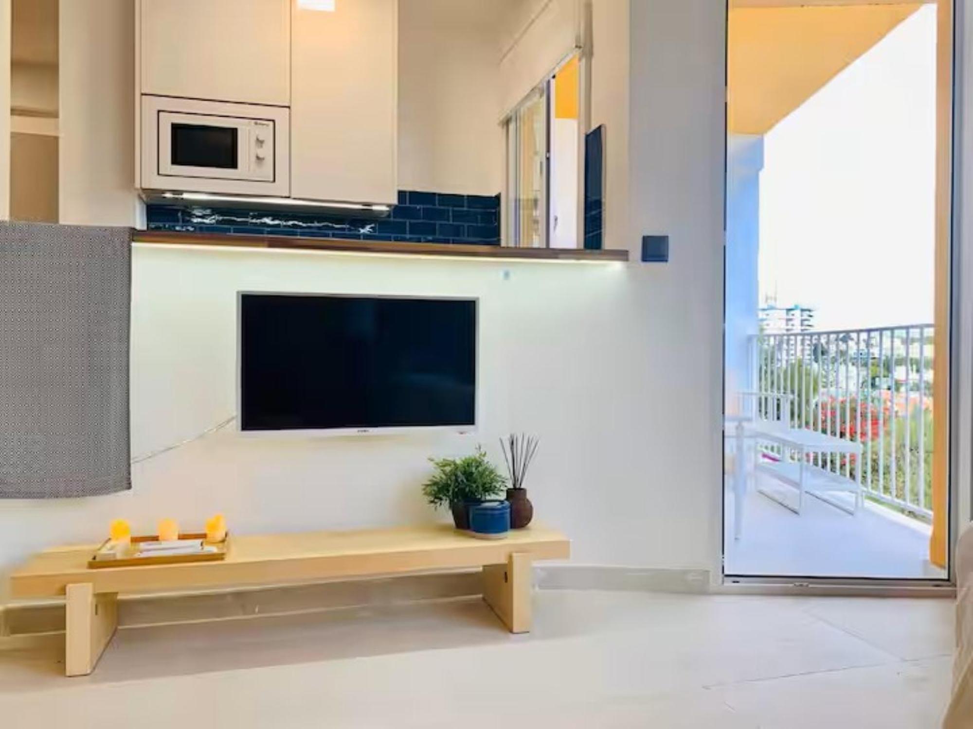 Shiny Studio With Pool & Carihuela Beach At 500M 토레몰리노스 외부 사진