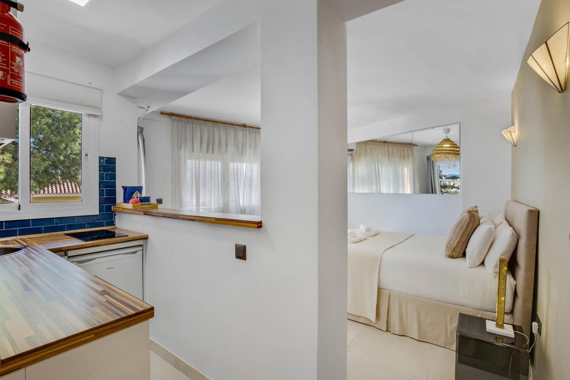 Shiny Studio With Pool & Carihuela Beach At 500M 토레몰리노스 외부 사진